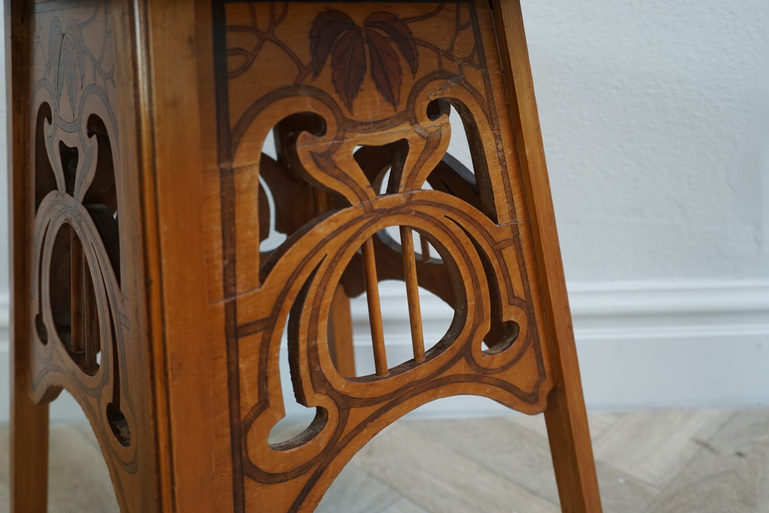 Art Nouveau table