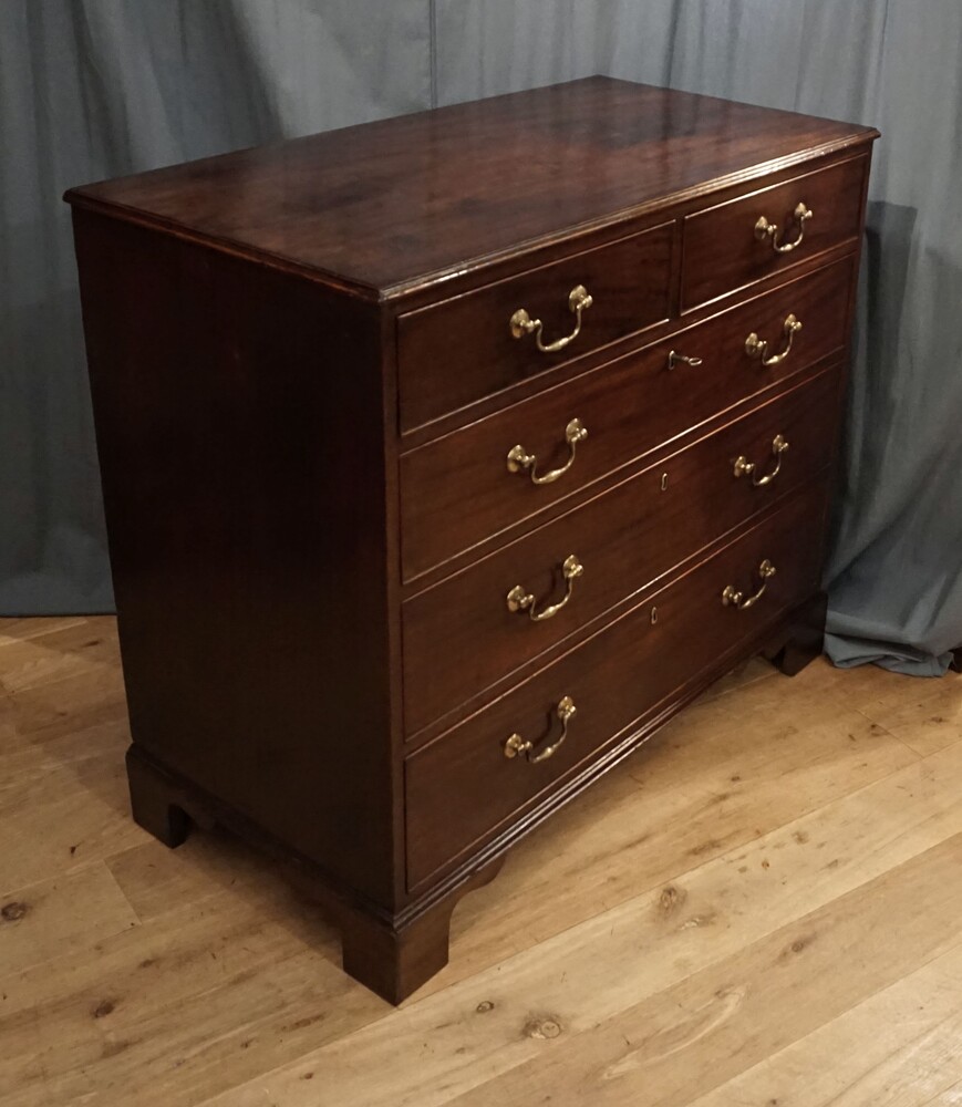 Georgian chest of drawers SOLD