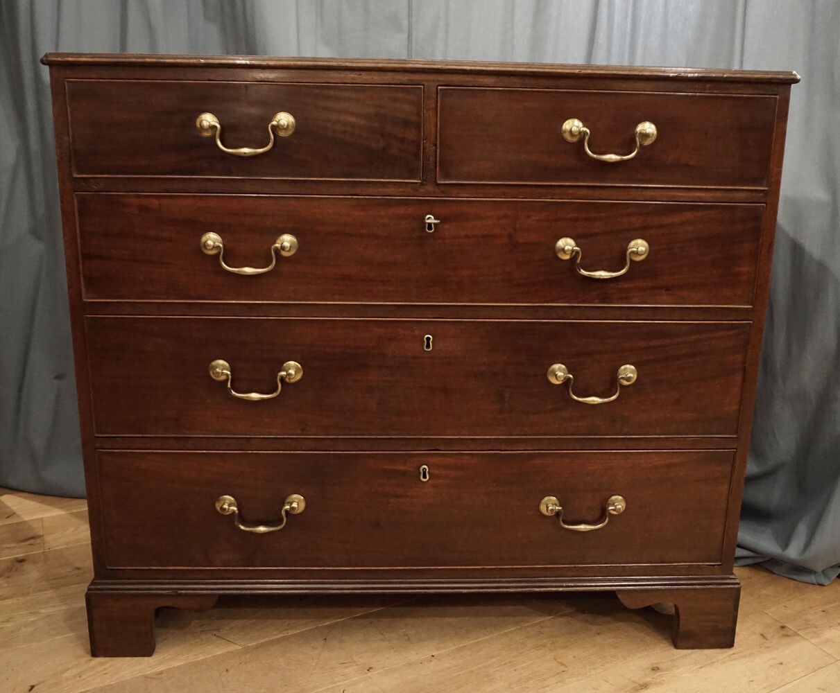 Georgian chest of drawers SOLD
