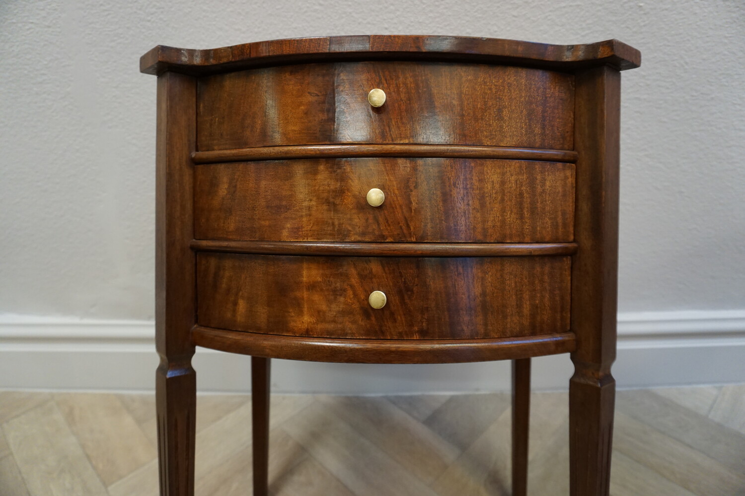 Pair of mahogany bedside tablesSOLD