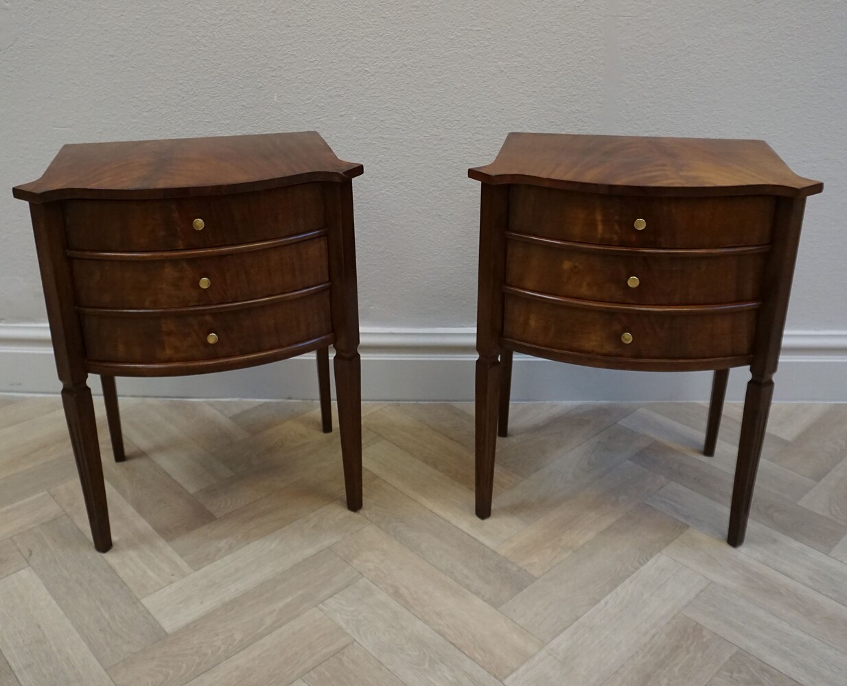 Pair of mahogany bedside tablesSOLD