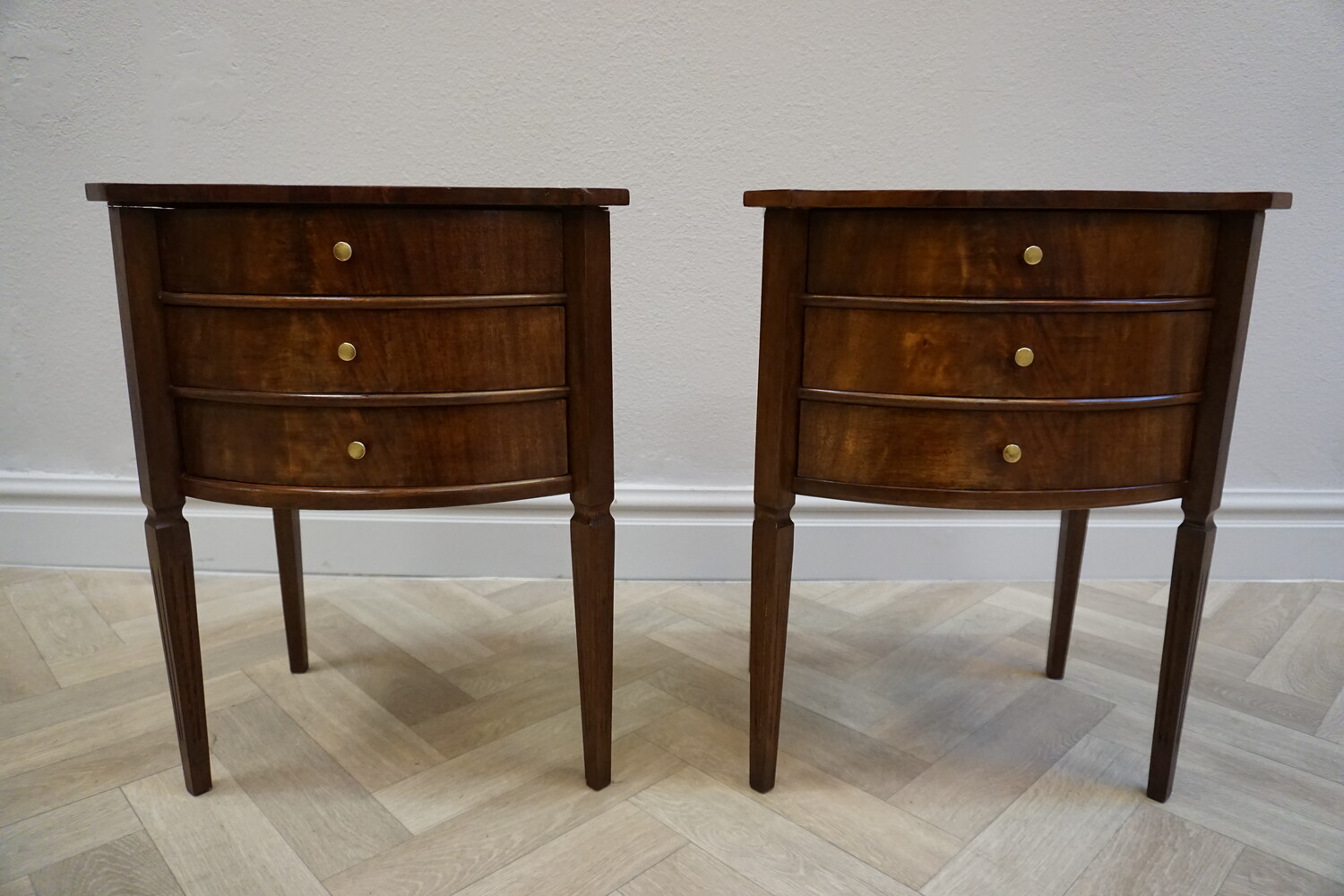 Pair of mahogany bedside tablesSOLD