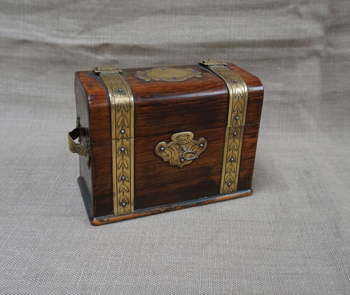 Rosewood cigarette box