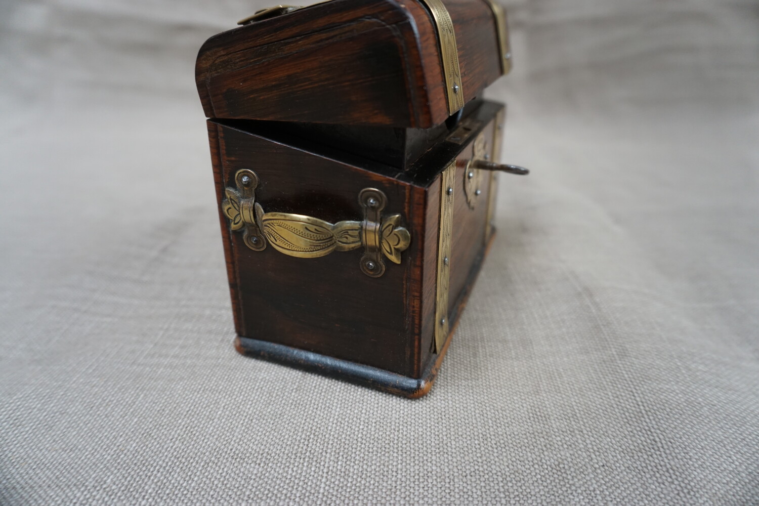 Rosewood cigarette box